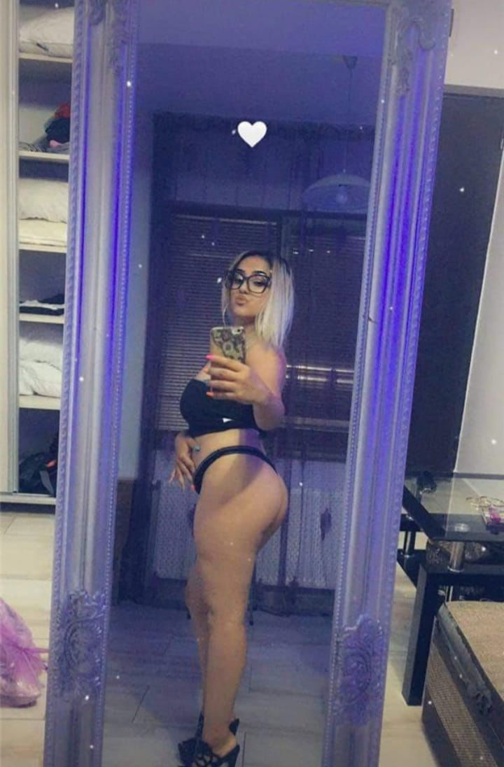 Chinese Escorts in Bochum 💟 96 Featured on EscortLook